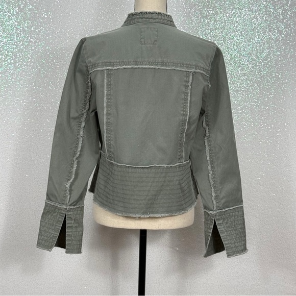 Old Navy women’s green military style button jacket size medium - Picture 4 of 11